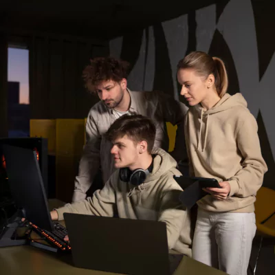 Coworking offices collaborate with digital nomads