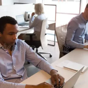 coworking office space benefits for freelancers