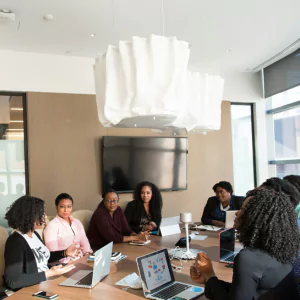 pros and cons of coworking spaces for startups