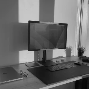 Low price coworking space in Chennai
