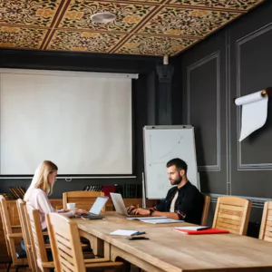 low price meeting rooms in Kanpur